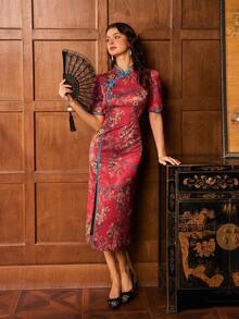 Contemporary Chinese-Inspired Cheongsam Dress With High Neck Collar & Short Sleeves, Elegant Floral Embroidery, Structured Silhouette,Piping Detailing For Formal Galas, Weddings, Corporate Banquets, Ceremonial Events - Red - View 4