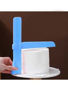 1pc Plastic Cake Spatula/Scraper Baking Tool