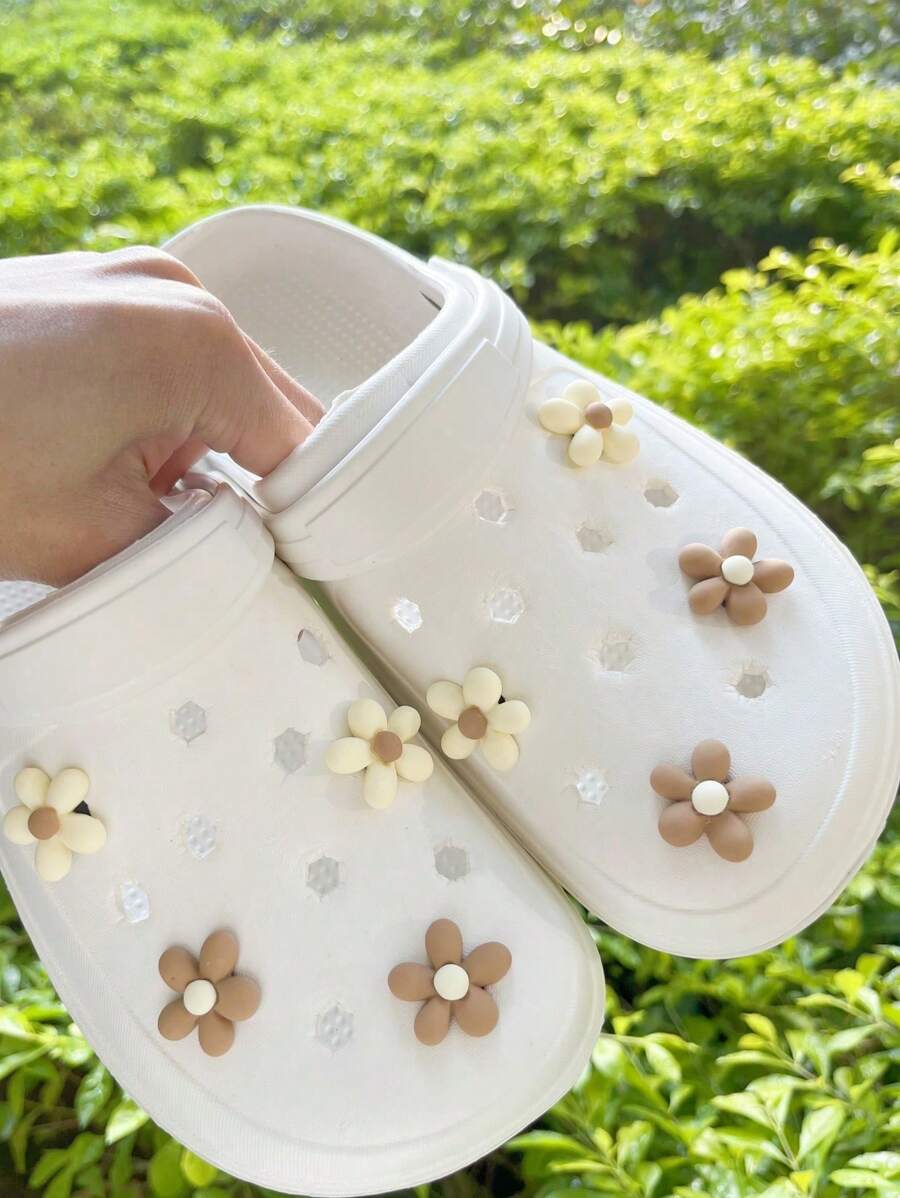8pcs Floral Design Shoe Decor, Beige & Coffee Colored Flower Accessories Suitable For Clogs, Garden Shoes, DIY Holiday Gifts