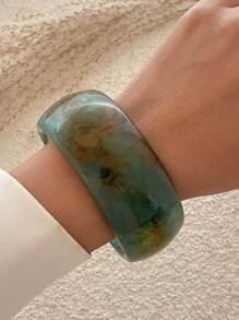 1 Stück modisches halbtransparentes Farbverlauf Acryl Armband, übertriebenes rundes breites Design für Frauen