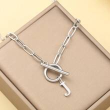 1 pièce Collier avec chaîne de type OT à lettre initiale de A à Z, collier en acier inoxydable avec alphabet, excellent cadeau pour Halloween et la rentrée scolaire