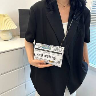 2025 Ny koreansk mode personlig tidningstryck axelväska med kedja, avslappnad axelväska för kvinnor