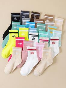1/10/20 Pairs Random Letter Printed Versatile Socks, Comfortable Soft Breathable Mid-Calf Socks, Spring/Summer/Autumn - Multicolor - View 2