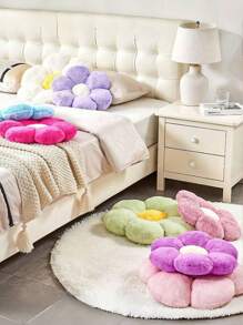 1pc Floral Decorative Throw Pillow, Cute & Soft Flower Plush Pillow, 11.8"/15.7" Floral Cushion Floor Mat For Spring, Bedroom Living Room Decor, Spring Birthday Gift For Family & Friends