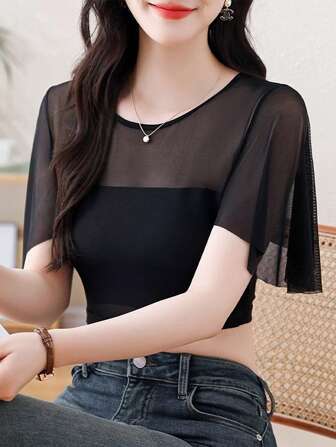 1 件女式纯色超薄网眼透视短款夏季打底衫