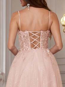Sparkly 3D Flower Lace Prom Dresses With Hand Beading A Line Floor Length Spaghetti Straps V Neck Ball Gown Illusion Top Deep V Neck Formal Dresses Applique Glittery Evening Gown For Party Lace Up Back Homecoming Dresses For Teens