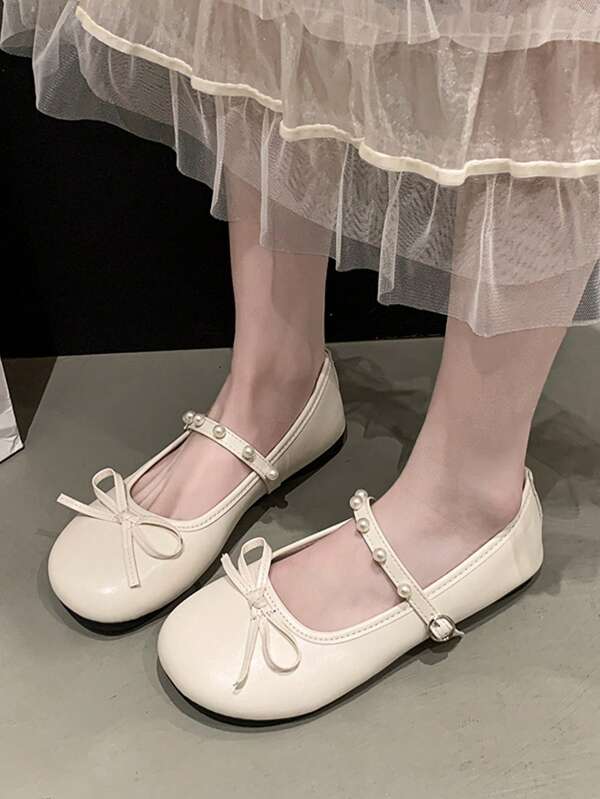 Zapatos planos de estilo Mary Jane con decoración de lazo, versátiles y con estilo universitario vintage para combinar con vestidos. Nuevas llegadas del verano 2025