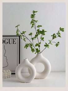 1pc Plastic Donut Shaped Flower Vase, Modern Simplistic Circle Vase Ornament, Ceramic-Like Vase, Creative Home Decor Crafts For Living Room Simple, Elegant And Beautiful Home And Business Place Leisure Place