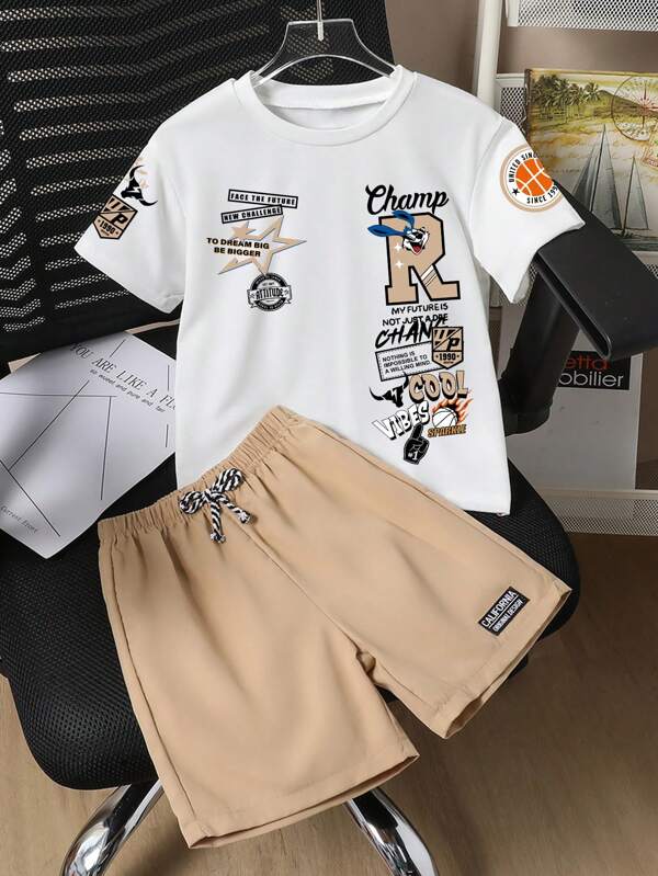 Camiseta de manga corta con estampado de letras y pantalones cortos para niño pequeño