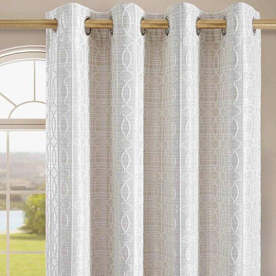 Beige And Black% Blackout Geometric Pattern Curtains, 52 Inch Wide 96 Inches Long 2 Panels, Thermal Insulated Noise Reducing Anti-Rust Grommet Drapes Bedroom Living Room,, Modern Style, Energy-Efficient - 奶油色和銀色 - 查看 1