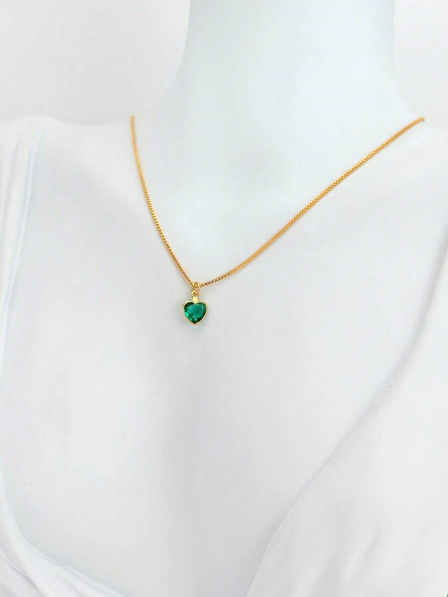Light Spot Necklace With Beautiful Colorful Heart Pendant 18k Gold Plated - Dark Green - View 1