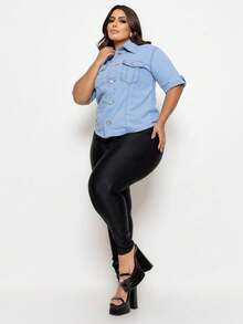 Plus Size Short Sleeve Denim Shirt With Pockets And Buttons - 淺藍色 - 查看 7