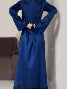 Women's Round Neck Flared Sleeve Tie-Up Elegant Arabic Style Long Dress