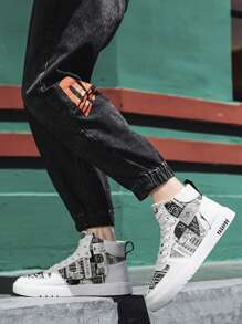Herren High-Top Sneaker mit grafischem Muster und Schnürsenkeln, vielseitig einsetzbar für Lässig und Outdoor, geeignet für alle Jahreszeiten