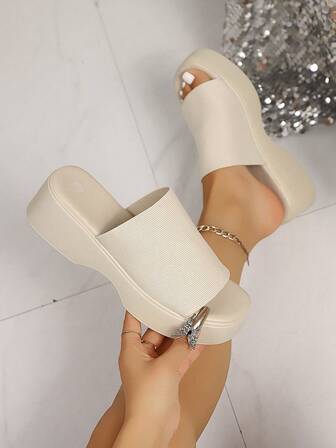 女士一脚蹬平底凉鞋，平底露趾鞋，夏季新款厚底休闲舒适鞋，一脚蹬拖鞋，弹力面料方头鞋，纯色沙滩拖鞋，复古厚底人字拖