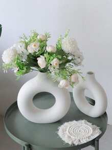 1pc Plastic Donut Shaped Flower Vase, Modern Simplistic Circle Vase Ornament, Ceramic-Like Vase, Creative Home Decor Crafts For Living Room Simple, Elegant And Beautiful Home And Business Place Leisure Place