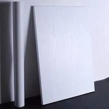 Carta da parati adesiva in vinile con disegno di grana di legno bianco, impermeabile e rimovibile, con motivi abbinati a colori casuali, perfetta per soggiorno, cucina, camera da letto, dormitorio e ristrutturazione di mobili, ideale per decorazione autunnale delle pareti e dei mobili | Decorazione autunnale