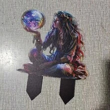 1 件 2D 平面异想天开的算命仙女与幻想水晶球亚克力花园桩 - 宗教主题户外装饰，适合毕业季，防水装饰艺术插入，适用于花盆和景观美化