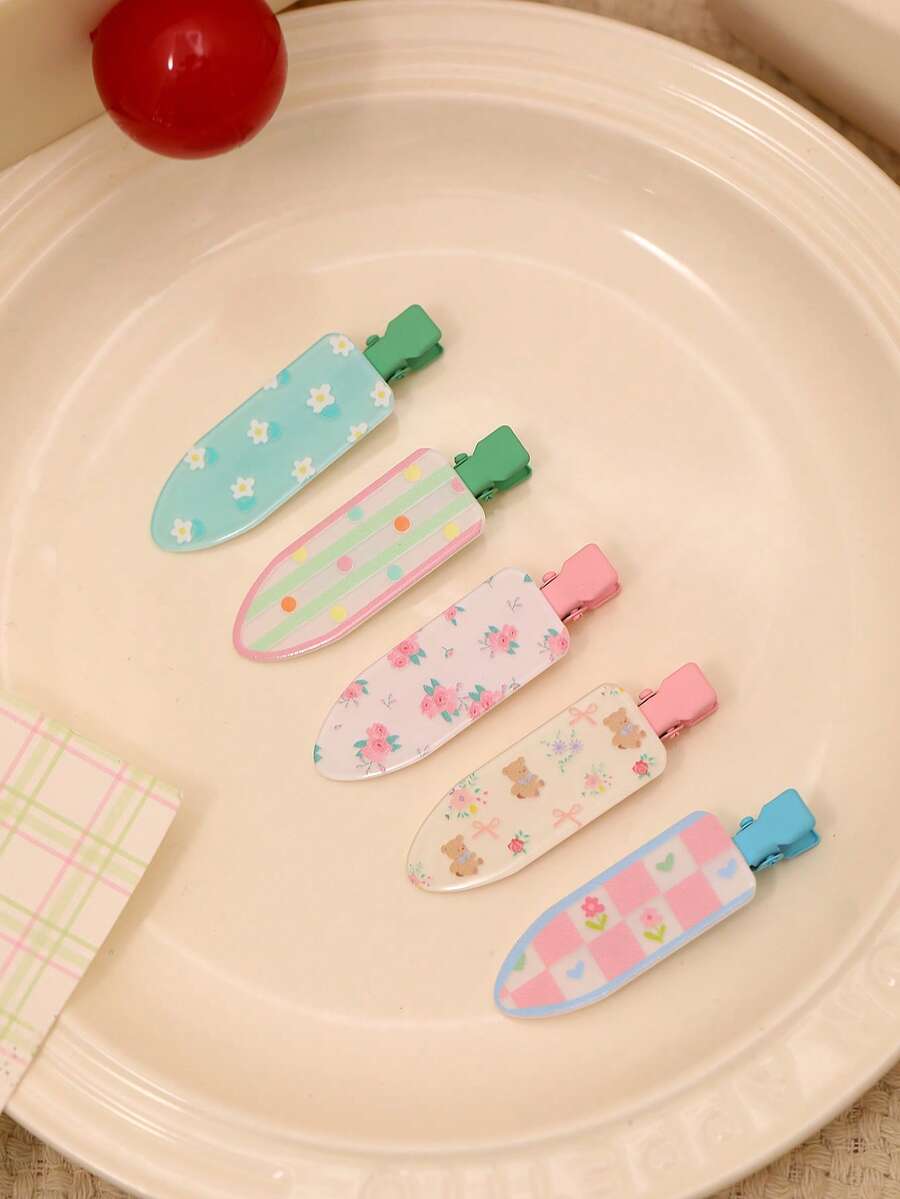 5件套可爱碎花小熊无缝亚克力鸭嘴夹刘海发夹，适合女性，秋季，旅行，美发工具，配饰，秋季，女士，旅行，女士，发饰，美发工具，美容配饰，礼物，旅行，送给女士的礼物，送给女士的礼物，圣诞礼物，礼物，送给女士的礼物，礼物，成人，成人圣诞礼物，女士配饰，圣诞礼物，成人发饰，送给女士的礼物创意，女士美容礼物，花朵发夹优雅爪夹