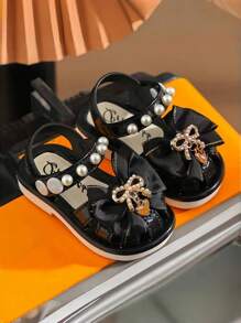 أحذية صيفية للأطفال الصغار صندال أطفال حجم متوسط للذكور مناسبة للأنشطة الداخلية والشاطئ