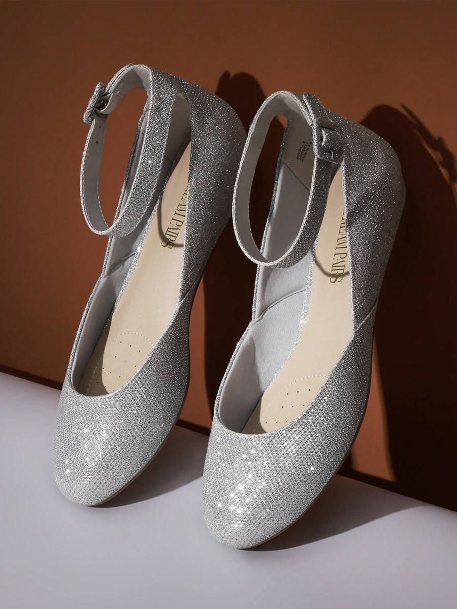 Women's Flats Round Toe V-Shaped Mouth Comfort Daily Casual Commut Low Wedge Ankle Strap Adjustable Buckle Flats Shoes For Valentine's Day - 銀色 - 查看 1