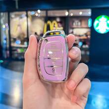 Easypie Selection Precise Logo Decorated Keyring Cover, Car TPU Pink/Black Silver/Purple/Black Gold Key Fob Shell Fit For 4 Buttons TPU Car Key Case Tuscon Santa Fe Reina Sonata Elantra Creta Ix 35 Ix 45 I10 I30 I40 Smart Key Cover