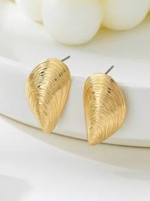 1 Pair Beach Vacation Style Summer Casual Joyful Golden Seashell Women Stud Earrings, Suitable For Beach Outfit