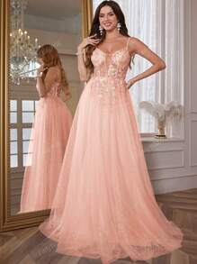Sparkly 3D Flower Lace Prom Dresses With Hand Beading A Line Floor Length Spaghetti Straps V Neck Ball Gown Illusion Top Deep V Neck Formal Dresses Applique Glittery Evening Gown For Party Lace Up Back Homecoming Dresses For Teens