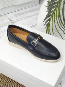 Mocassins pour hommes 2025, nouvelle collection printemps/été. Chaussures décontractées polyvalentes pour hommes. Style britannique formel d'affaires, faites main, semelle souple, respirantes et décontractées. Grandes tailles de 43 à 46