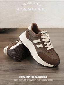 أحذية كاجوال سميكة الكعب 2025 موديل الربيع والصيف ، أحذية رياضية من الجلد مرقعة للسيدات ، أحذية طلابية