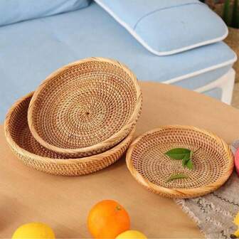 1 件黄色圆形编织藤条水果篮/托盘，7.5/8.6/10 英寸，防水，手工制作，适用于派对、餐桌、存放糖果、零食、咖啡、面包、糕点 - 3 种不同形状