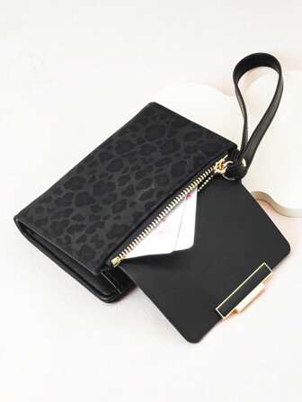 Women Short Bifold Wallet, Fashion Leopard & Wood Grain Pattern Multi-Function Card Holder Purse, Chic Snap Closure Young Student Large Capacity Zipper Coin Pouch, Lightweight & Convenient Carry, Ideal Gift