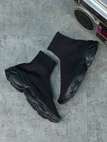 Men's Casual Versatile Comfortable Black Slip-On Socks Shoes, Easy To Wear And Take Off, Anti-Slip Wide Design, Suitable For Vacation, Back To School, Holidays And Gift-Giving - Black - View 5