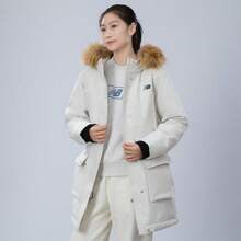 New Balance Chaqueta de mujer para deportes al aire libre, casual, cortavientos, cálida y cómoda con cuello de piel