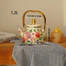 1 pieza Tetera vintage de alta gama con diseño de rosa de mediados de verano, estilo retro nórdico con gran capacidad, asa y borde de metal dorado. Tetera multiusos portátil resistente a altas temperaturas para café, té de flores, té con leche, leche, aceite, vinagre, agua fría, decoración del hogar, fiestas de cumpleaños, reuniones festivas, botellón de agua para picnic al aire libre y camping, artículo escolar