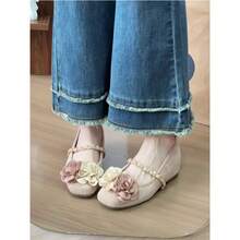 Retro Camellia One-Strap Shallow-Mouthed Mary Jane Shoes For A Petite Ballet Dancer