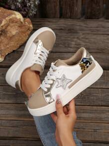 The Above Are New Fashionable And Comfortable Casual Sports Running Shoes For Young People. They Feature A Lace-Up Design, A Large Star-Shaped Glitter Decoration, And Glitter Decoration On The Heel Counter. Soft Lining Inside For Comfort.