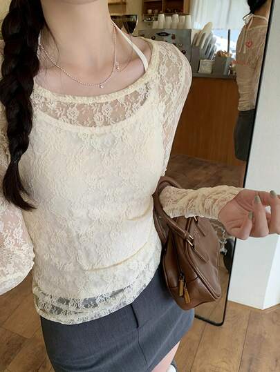 2 件套甜美辣味时尚蕾丝领口背心和 T 恤套装，女士，夏季