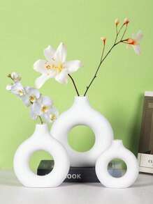 1pc Plastic Donut Shaped Flower Vase, Modern Simplistic Circle Vase Ornament, Ceramic-Like Vase, Creative Home Decor Crafts For Living Room Simple, Elegant And Beautiful Home And Business Place Leisure Place