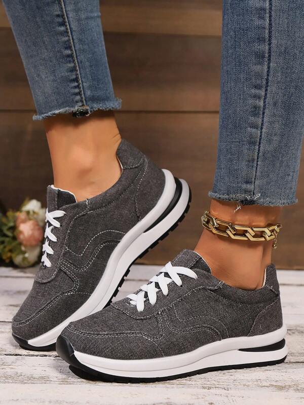 Nouvelles chaussures de sport casual pour femmes gris foncé - légères et antidérapantes, coussin épais confortable, chaussures en jean à lacets, convenant pour toutes les saisons, mode et respirantes