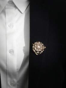 Fashionable Crystal Flower Scarf Clip, Suitable As Holiday Gift - Golden (Morning Glory) - View 7