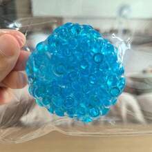 1个手工制作的葡萄形减压球，可塑形真空球，感官解压玩具，完美的成人桌面配件 - 彩色 - 查看 3
