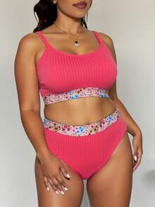 Plus Size Women's Elegant Sexy Magenta Textured Bandeau Ditsy Floral Patchwork Two Pieces Swimwear, Suitable For Beach, Resort, Pool
