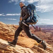 Botas Senderismo para Hombre de Impermeable Ligero al aire Libre Mediados de Zapatos Cuenca