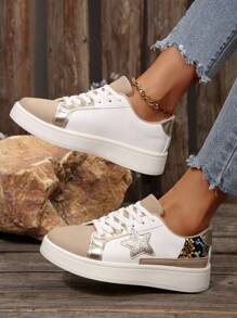 The Above Are New Fashionable And Comfortable Casual Sports Running Shoes For Young People. They Feature A Lace-Up Design, A Large Star-Shaped Glitter Decoration, And Glitter Decoration On The Heel Counter. Soft Lining Inside For Comfort.
