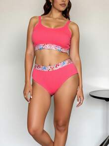 Plus Size Women's Elegant Sexy Magenta Textured Bandeau Ditsy Floral Patchwork Two Pieces Swimwear, Suitable For Beach, Resort, Pool