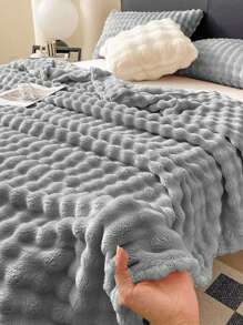 1pc Soft & Cozy Bubble Fleece Rolled Edge Blanket, Light Gray Color, Suitable For Bedroom & Guest Room