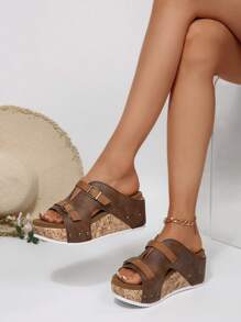 2025 Summer New European & American Fashion Double Buckle Rivet Decor Plus Size Wedge Heel Thick Sole Sandals