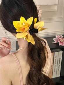 1pc Women Hawaii Inspired Artificial Plumeria Flower Hair Clip Accessory, Suitable For Hawaii Vacation, Photo Shoots, Casual Outfit, Hair Decoration