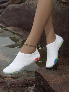 女士户外涉水鞋，速干沙滩鞋，防滑溯溪凉鞋，轻便透气游泳钓鱼鞋，女士拖鞋 - 白色壓花 - 查看 4